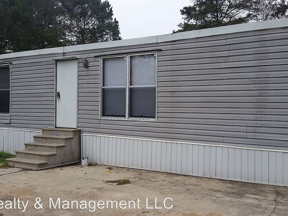 1st image of 413 N Wilderness Trl