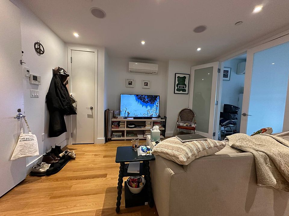 1st image of 1040 Dean St APT 318