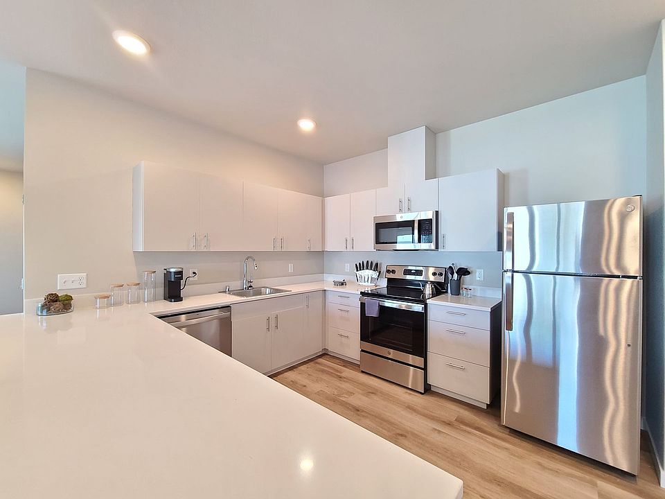 1st image of 15707 E 4th Ave #2B-2Ba