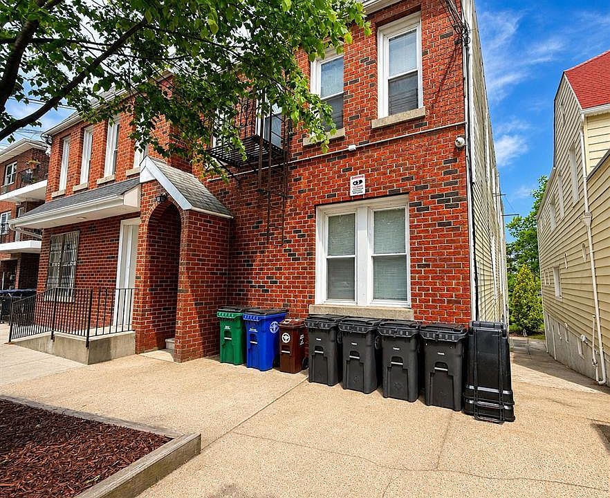 1st image of 2043 Mayflower Avenue