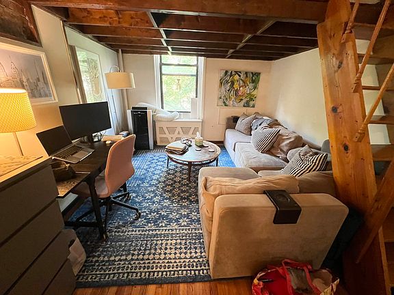 3rd image of 11 W 82nd St APT 11