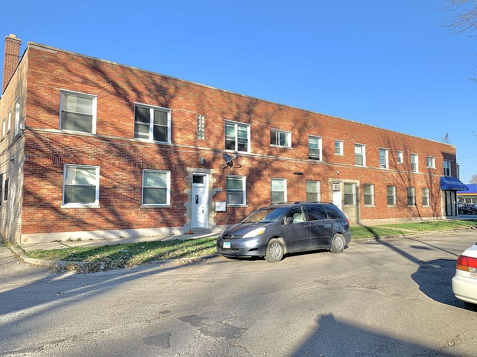 1st image of 7208 W School St #7