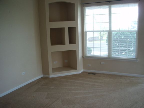 4th image of 1950 Parkside Dr #G26