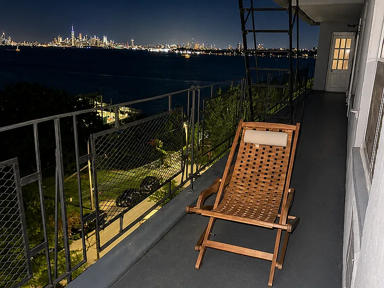 20 Cliff St #8F — Photo 8