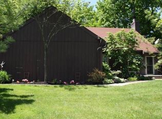 2697 8 Mile Rd, Cincinnati, OH 45244