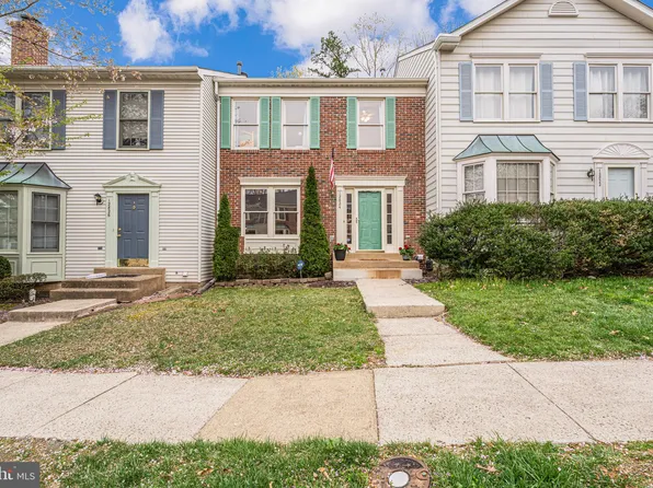 12824 Misty Ln, Woodbridge, VA 22192