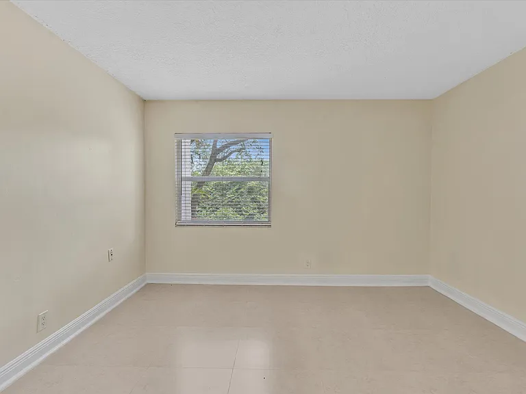 644 NW 13th St #160 — Photo 17