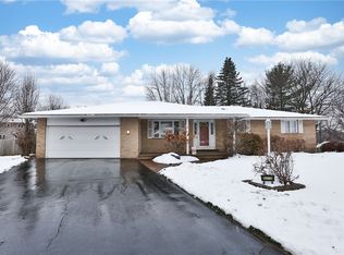 134 Granada Cir, Rochester, NY 14609