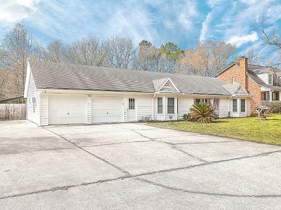 2nd image of 8639 Deerwood Dr