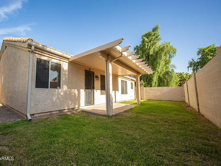 1118 S Surfside Dr — Photo 32