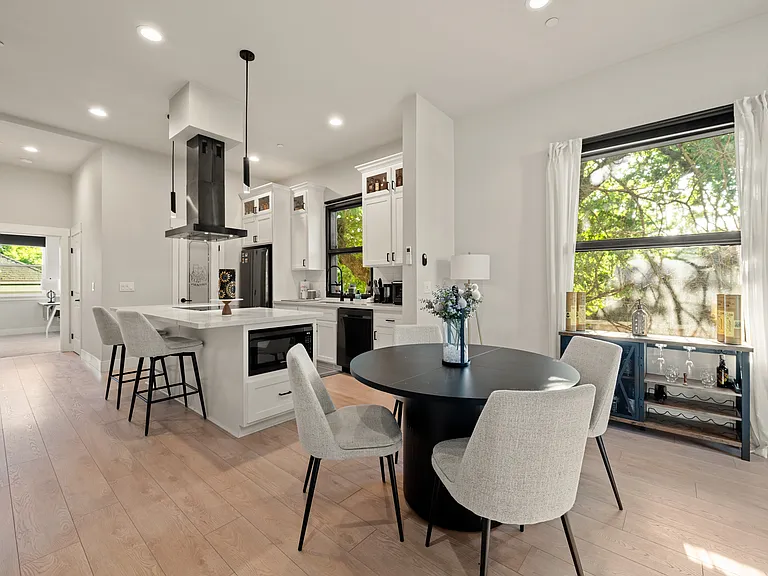 2708 Tomato Aly #A — Photo 2