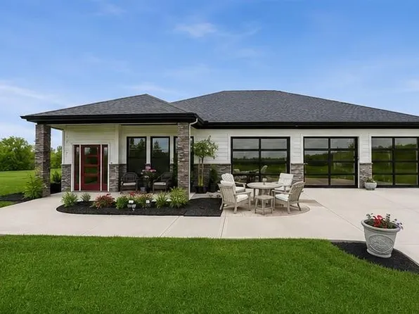 3708 S Sweeney Rd, Grain Valley, MO 64029