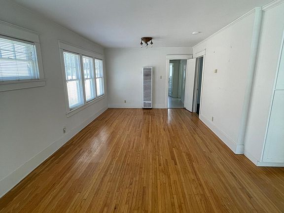 3rd image of 1830 Martina Ave