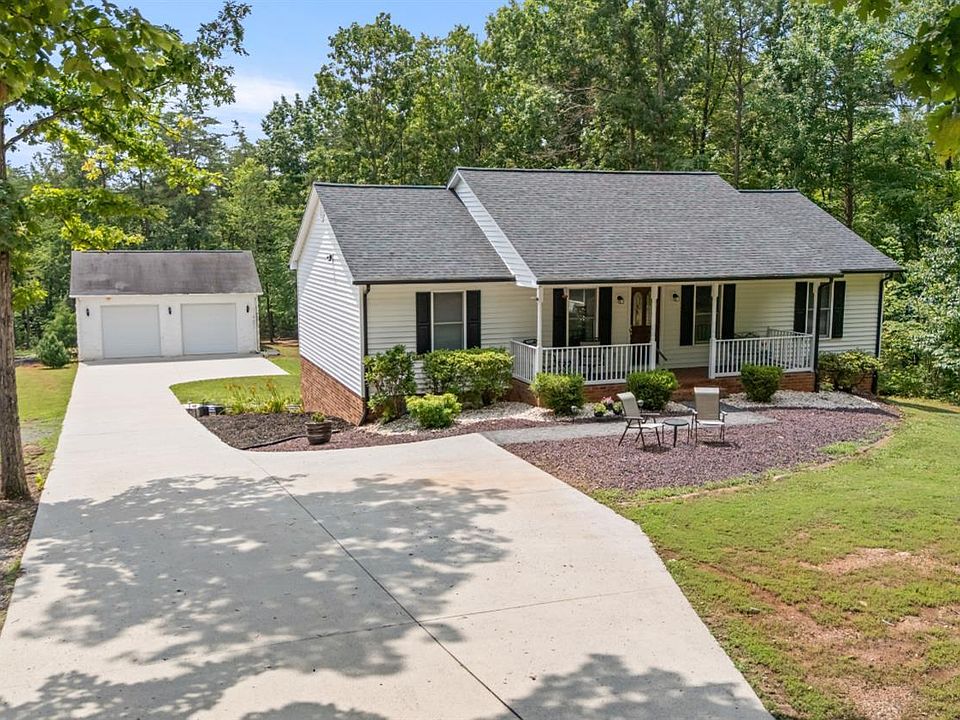 1st image of 1558 Stonewall Rd