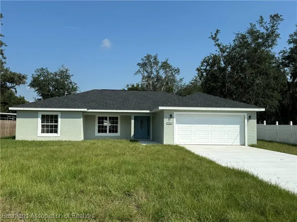 2706 Karen Blvd, Sebring, FL 33870