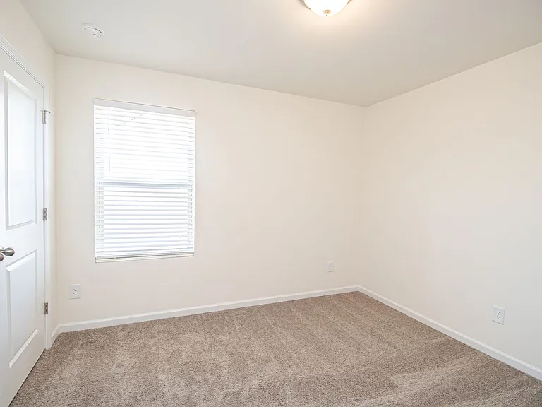 1528 Felthorpe Way — Photo 30