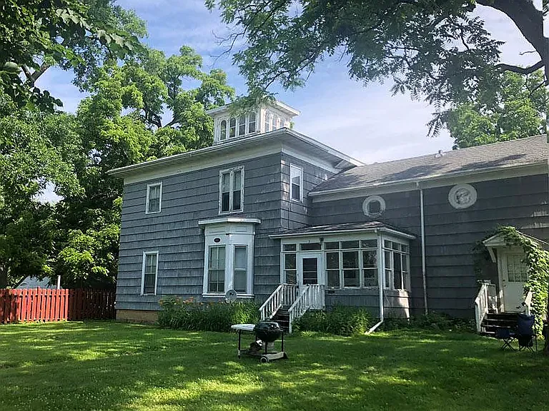 1 bed, $1,200 — Photo 1
