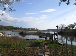 1572 Cove Landing Dr, Jacksonville, FL 32233