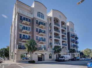 124 Walnut St UNIT 203, Wilmington, NC 28401