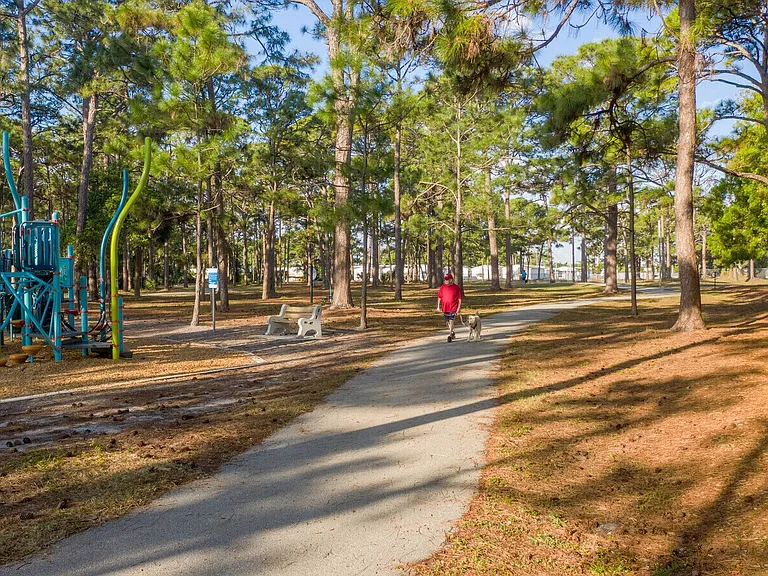 Caloosa Park located walking distance through the neighborhood