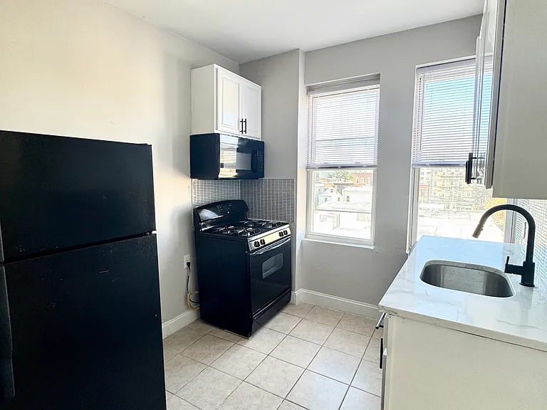 6120 Monroe Pl #177 — Photo 3
