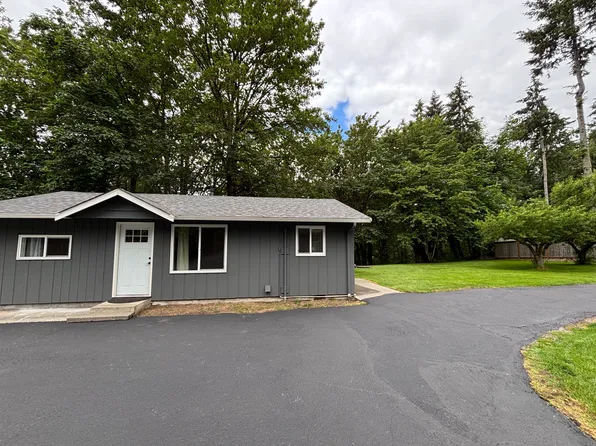 13817 183rd Ave SE #B, Renton, WA 98059