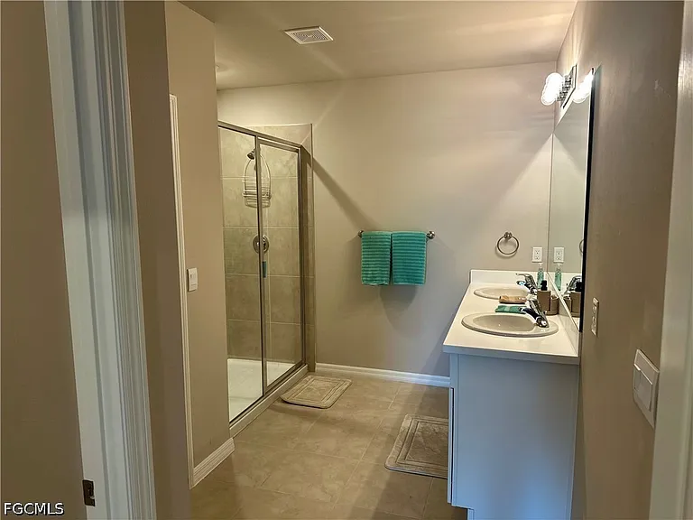 20502 Camino Torcido Loop — Photo 12