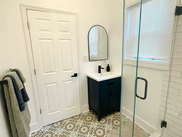 5912 N Ola Ave #1/2 — Photo 8