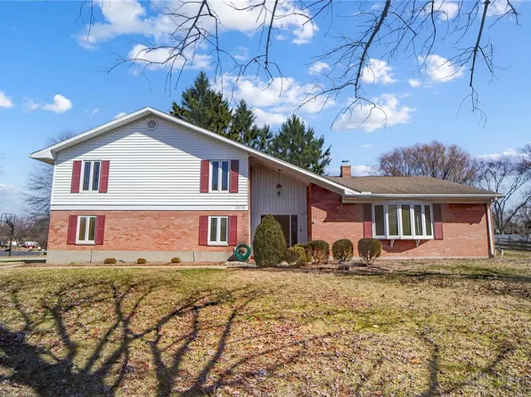 1579 Penbrooke Trl, Dayton, OH 45459