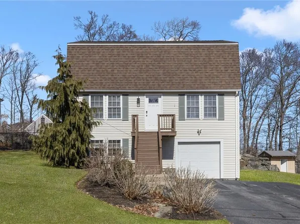 15 Water St, Johnston, RI 02919