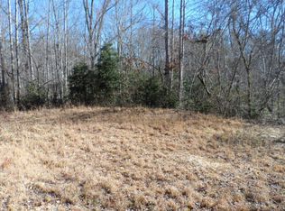 26 E Mesa Rd, Whittier, NC 28789