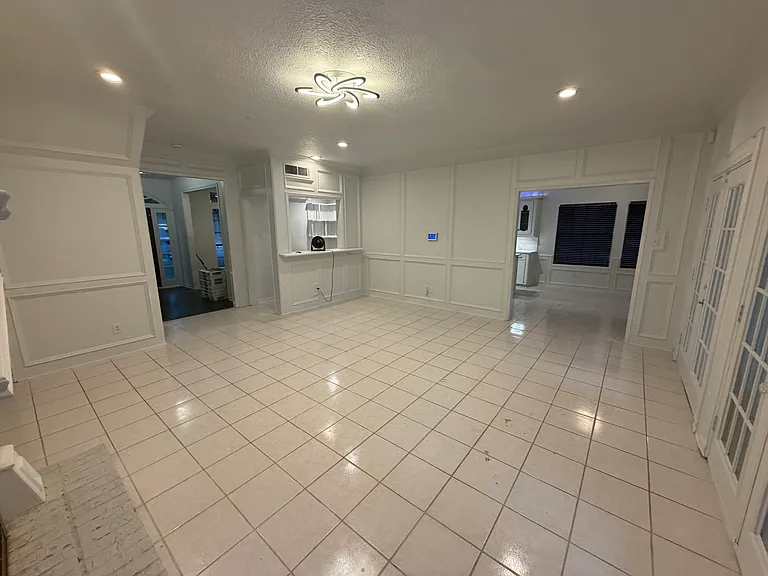 7218 Holder Forest Ct — Photo 33