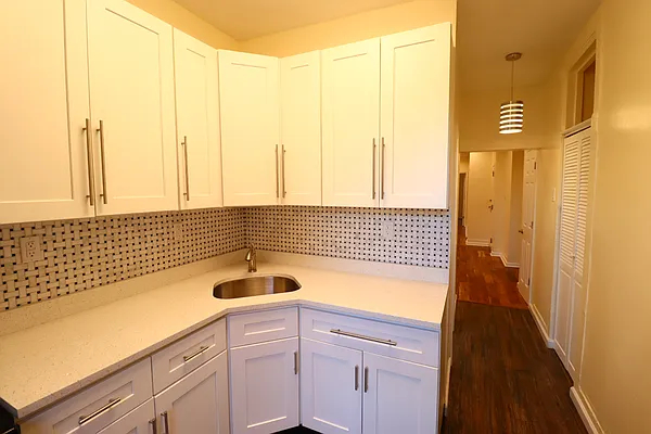 Rented by Corcoran | media 11