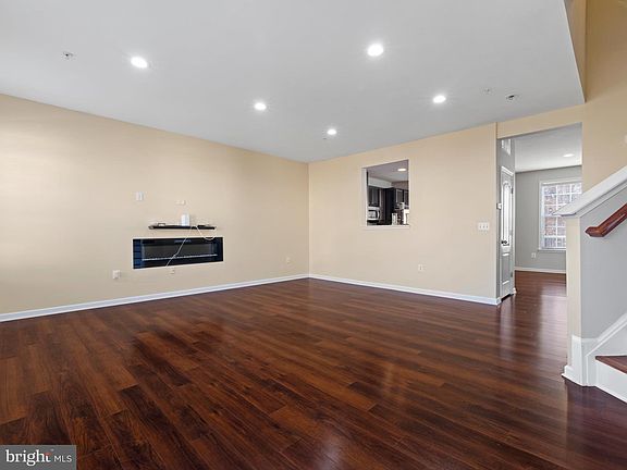 5th image of 9515 Westerdale Dr