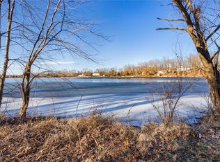 14713 Southlake Dr, De Soto, MO 63020