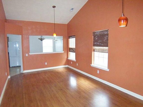 5th image of 2449 Rockwater Cir
