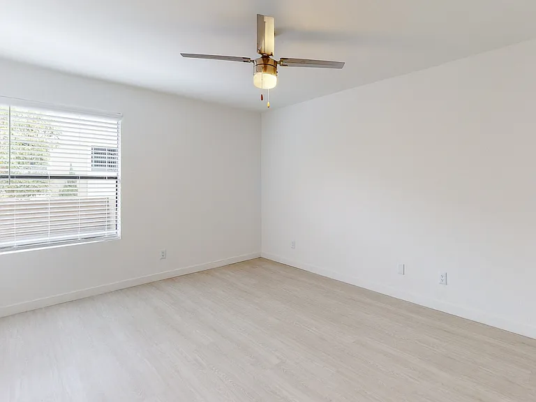 Club Marina Apartments — Photo 5