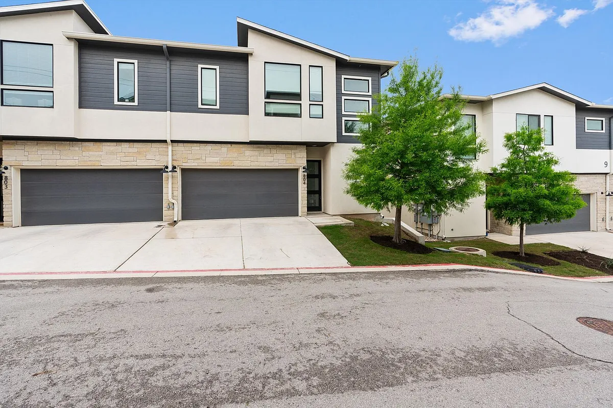 Building Photo - 2050 Lohmans Spur Rd #804