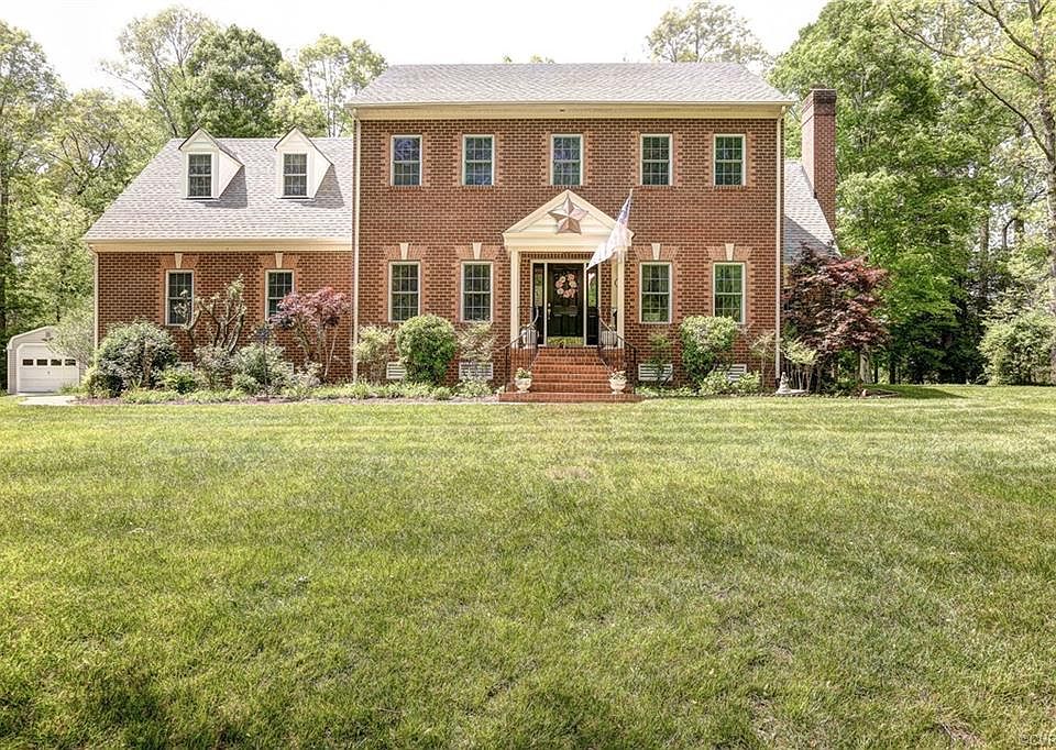 1st image of 8905 Ingleside Farm Ln