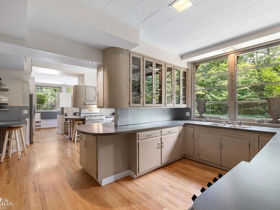 280 Vincennes Pl, photo 25