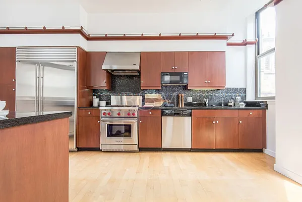 Sold by Brick&Mortar | media 54