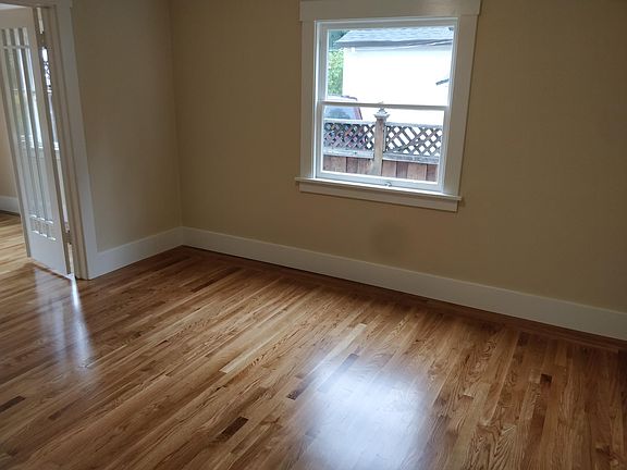 2nd image of 1866 Park Blvd