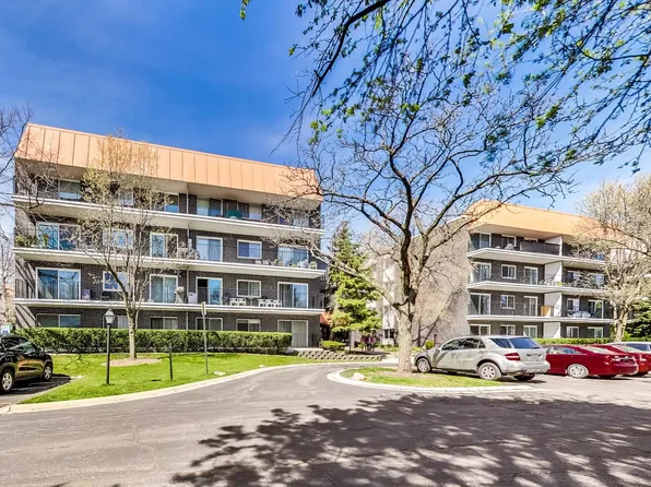 9530 Lamon Ave APT 107, Skokie, IL 60077