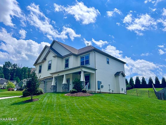 2nd image of 2299 Clearmill Dr