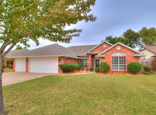 7005 Briarcreek Dr, Oklahoma City, OK 73162