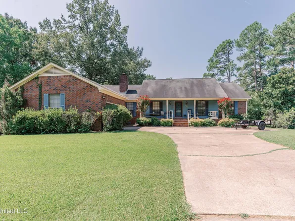 606 E Leake St, Clinton, MS 39056