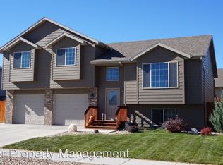 165 Savoy Cir, Rapid City, SD 57701