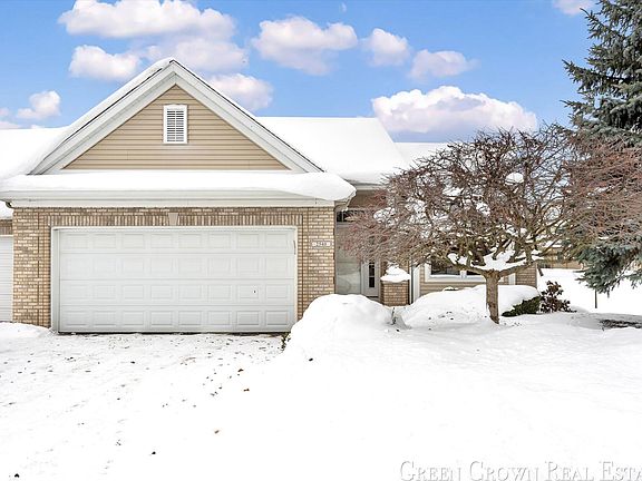 3rd image of 2540 McBrayer Ct SE #51