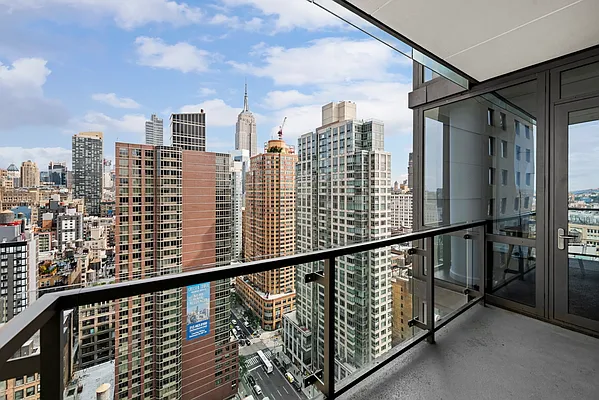 Sold by Compass | media 7