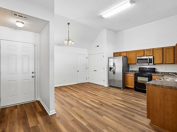 5th image of 2029 Barretts Ridge Dr